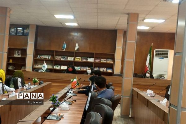افتتاحیه جشنواره آذرخش جوانان در کانون سلمان منطقه 10