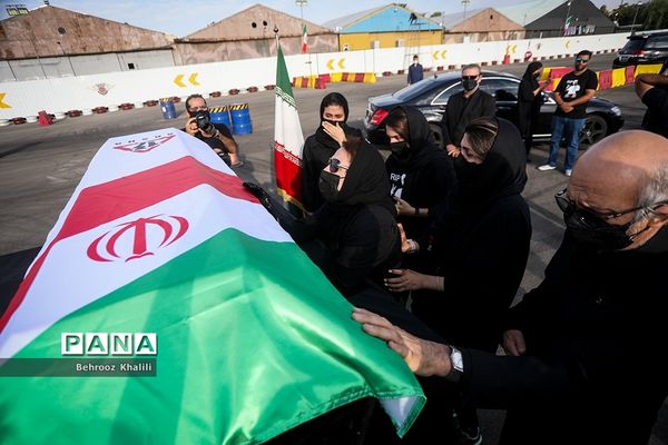 آیین بدرقه زنده یاد ارشا اقدسی