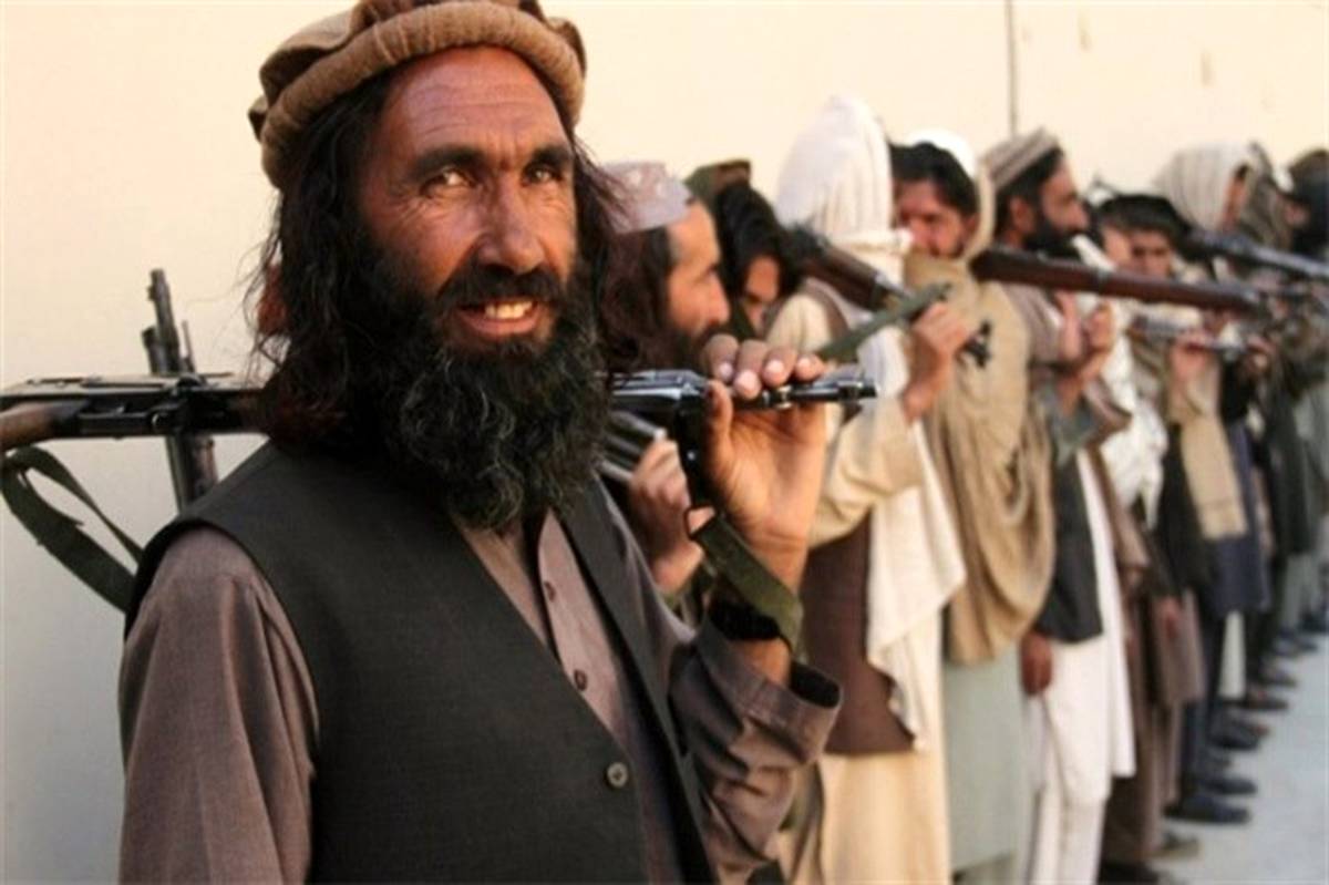سخنگوی طالبان: اگراعضای پلیس به طالبان ملحق شوند بخشیده می‌شوند
