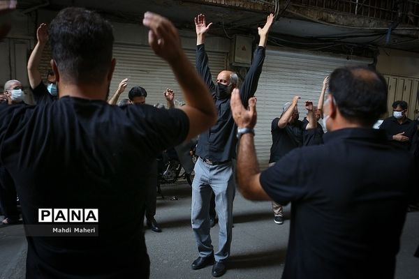 عزاداری تاسوعا حسینی در بازار تهران