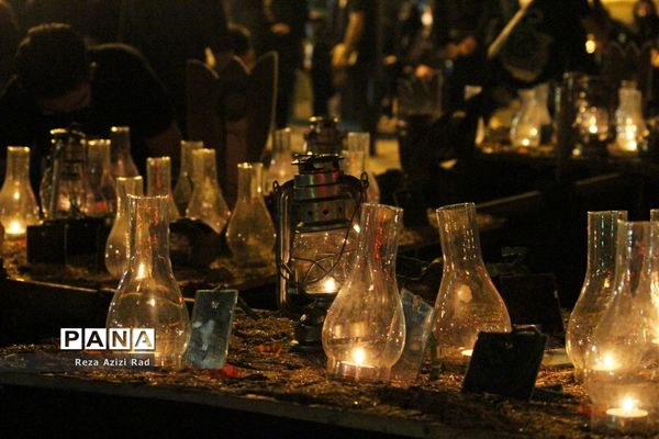 آیین شمع گذاری شب عاشورا در مساجد تبریز