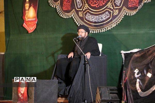 عزاداری شب عاشورا در یادمان شهدای کوه خضر نبی قم