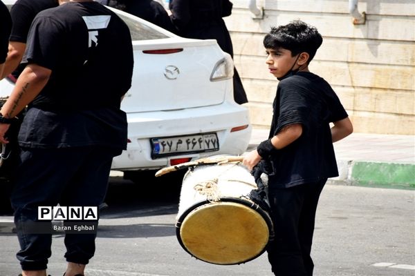 عزاداری ظهر عاشورا در تهران