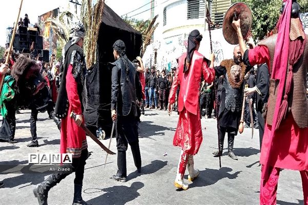 مراسم عزاداری عاشورای حسینی درمشهد