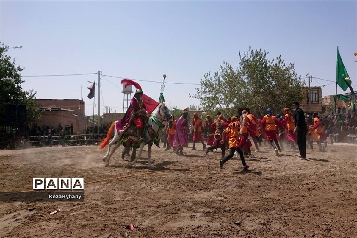 مراسم عزاداری و تعزیه  برای اسیران کربلا در روستای فرح آباد کاشمر