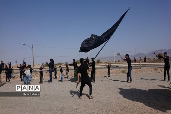 مراسم عزاداری و تعزیه  برای اسیران کربلا در روستای فرح آباد کاشمر