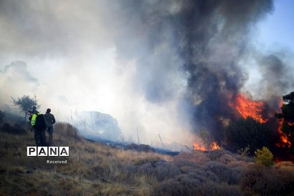 ادامه آتش سوزی‌ها در خارج از آتن