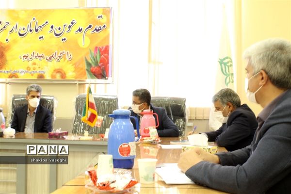 افتتاحیه مرکز نیکوکاری شهید محمد نساجی در سازمان دانش آموزی استان اصفهان