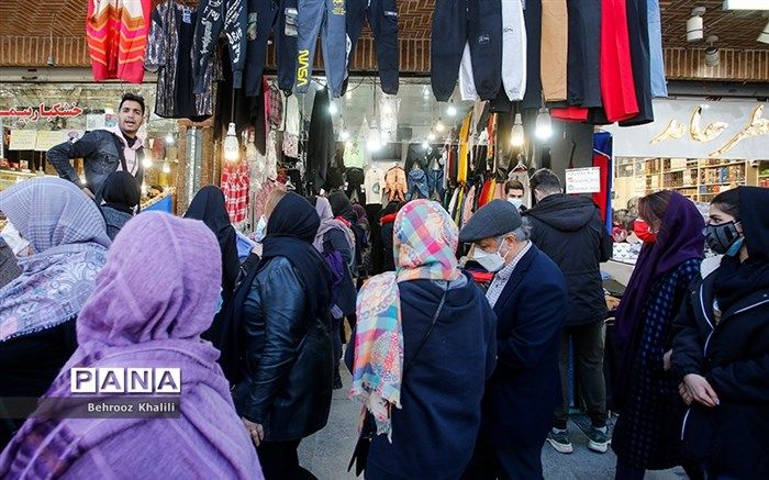 توصیه‌های کرونایی؛ فاصله اجتماعی را در مراکز خرید رعایت کنید