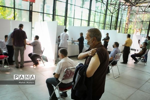 افتتاح مرکز واکسیناسیون بسیج دانشجویی