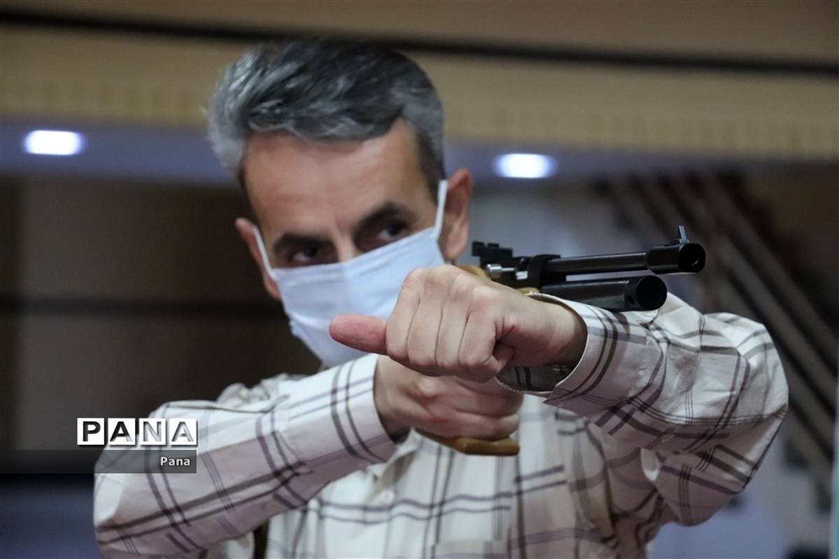مسابقه تیراندازی با تفنگ بادی و تپانچه یادواره شهید مدافع حرم حامد جوانی