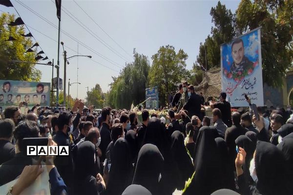تشییع پیکر مطهر شهید محمد اینانلو در البرز