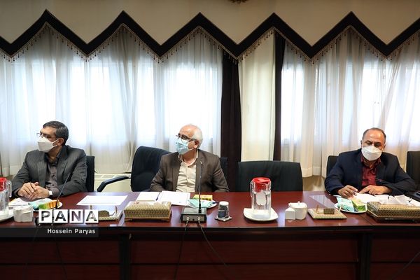 جلسه برنامه‌ریزی بزرگداشت هفته دفاع مقدس و آیین زنگ ایثار و مقاومت