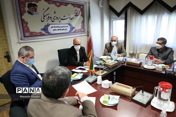جلسه برنامه‌ریزی بزرگداشت هفته دفاع مقدس و آیین زنگ ایثار و مقاومت