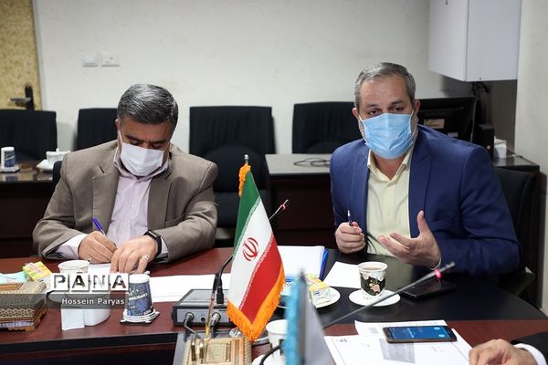 جلسه برنامه‌ریزی بزرگداشت هفته دفاع مقدس و آیین زنگ ایثار و مقاومت