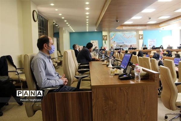 نشست خبری مدیرکل و معاونان اداره‌کل آموزش و پروش استان اصفهان