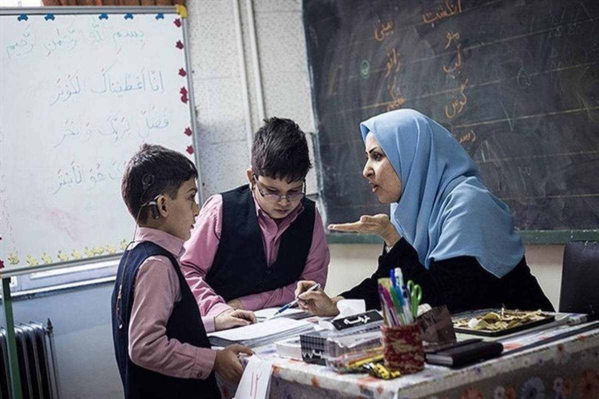 برگزاری دوره آموزشی تربیت مدرسان بسته تحولی مدرسه خوانا در استان فارس