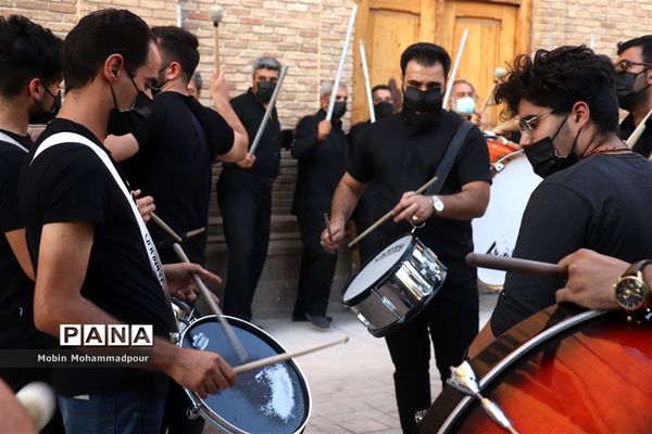 معرفی آیین های عزاداری سنتی و تجلیل از هیات‌های نمونه عزاداری آذربایجان