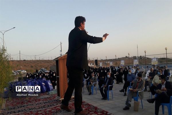 نشست تخصصی مدیران مدارس کاشمر  در آستانه سال تحصیلی جدید