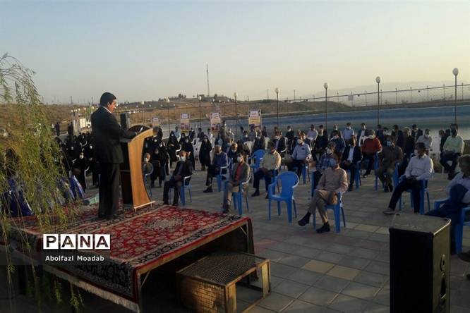 نشست تخصصی مدیران مدارس کاشمر در آستانه سال تحصیلی جدید
