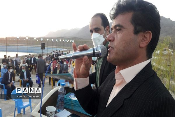 نشست تخصصی مدیران مدارس کاشمر  در آستانه سال تحصیلی جدید
