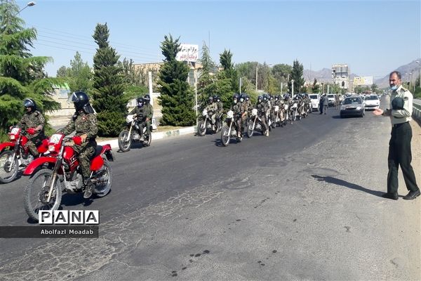 برگزاری رژه موتوری به مناسبت 31 شهریور در کاشمر