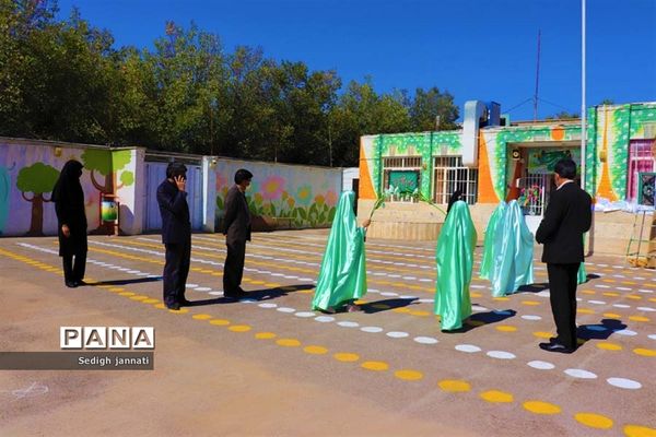 مدارس آباده در انتظار شکوفه‌ها