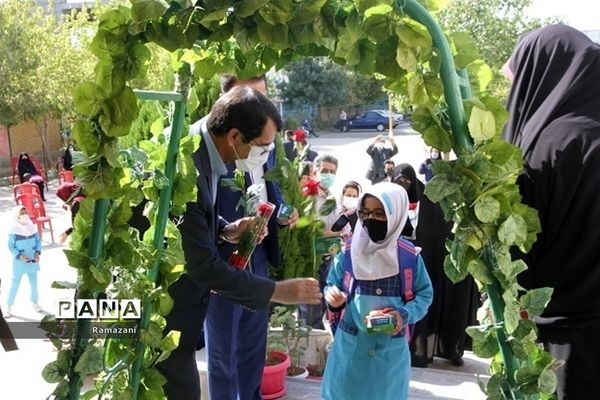 آیین نواختن زنگ شکوفه‌ها در خراسان شمالی