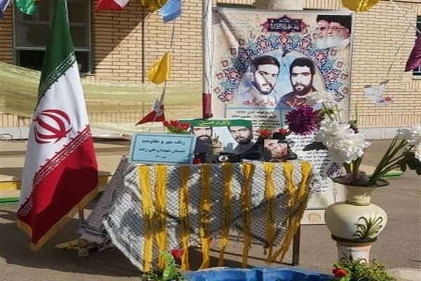 برگزاری جشن شکوفه‌ها در دبستان شهیدان تقی زاده نطنز