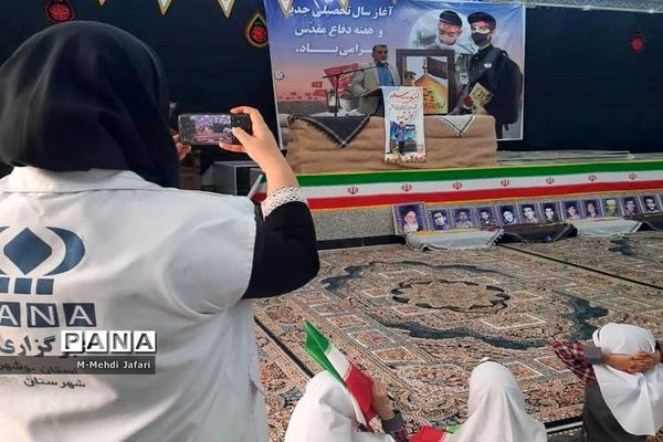 عطر افشانی قبور مطهر شهدا و جشن شکوفه‌ها در منطقه دلوار