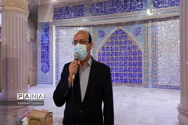 تجدید میثاق و عطر افشانی قبور مطهر شهدا در بوشهر