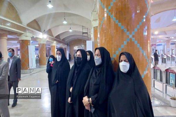 تجدید میثاق و عطر افشانی قبور مطهر شهدا در بوشهر
