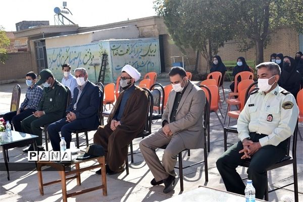 نواخته شدن زنگ مهر و مقاومت در مدارس شهرستان بهاباد