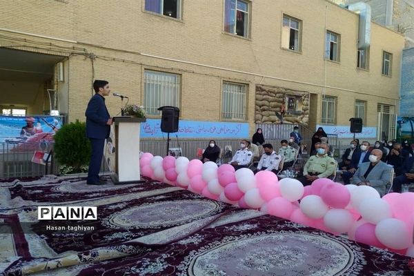 نواخته شدن زنگ بازگشایی مدارس استان اصفهان