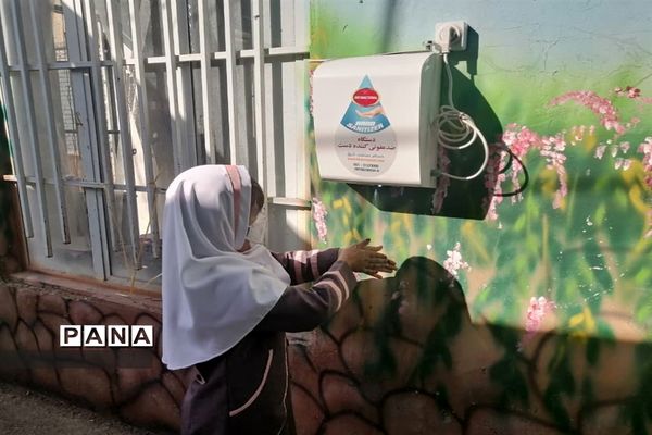 جشن شکوفه‌ها دبستان شایستگان فسا