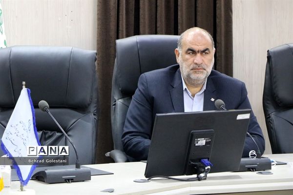 جلسه تبیین برنامه‌های سند تحول تشکیلات سازمان دانش‌آموزی در ارومیه