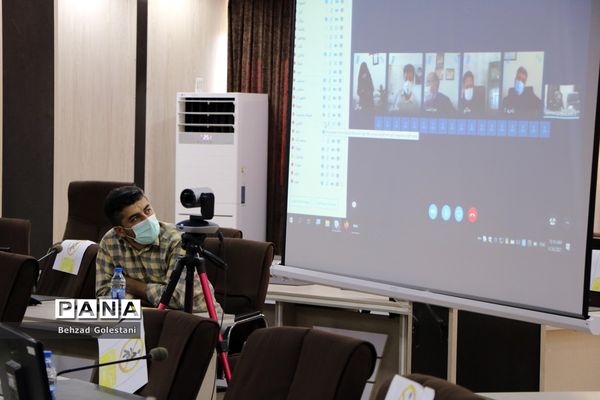 جلسه تبیین برنامه‌های سند تحول تشکیلات سازمان دانش‌آموزی در ارومیه