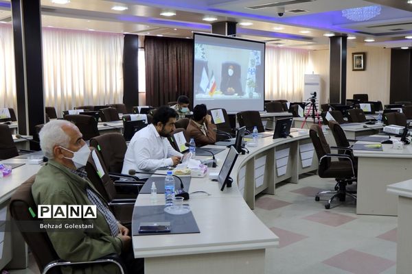 جلسه تبیین برنامه‌های سند تحول تشکیلات سازمان دانش‌آموزی در ارومیه