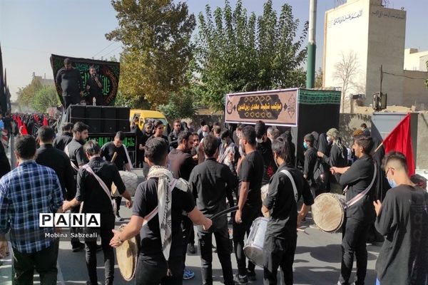 برگزاری مراسم راهپیمایی اربعین حسینی در تهران با حضور فرمانده کل سپاه  پاسداران انقلاب اسلامی