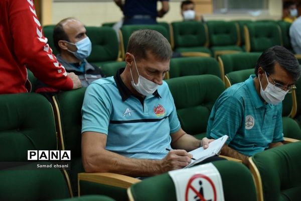 آیین قرعه‌کشی مسابقات قهرمانی هندبال جوانان کشور به میزبانی یاسوج