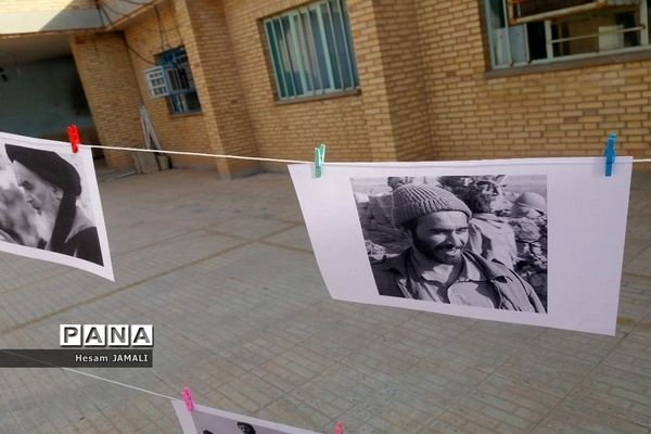 نمایشگاه میدانی شهادت در کانون فرهنگی تربیتی دلیران تنگستان