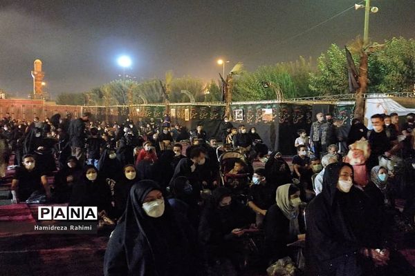 برپایی مراسم شرکت واحد اتوبوسرانی در حرم عبدالعظیم حسنی