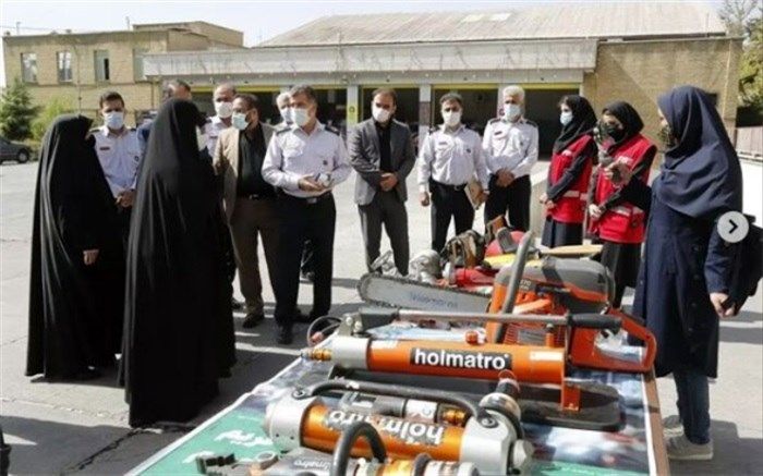 قاسم پور: بسترهای لازم جهت حضور زنان آتش‌نشان در تهران فراهم نشده است