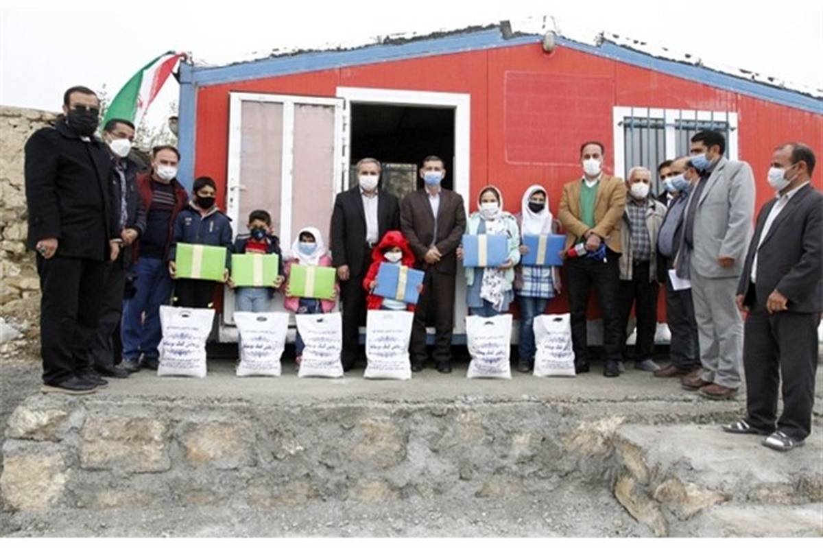 با دایر شدن کانکس آموزشی، دانش‌آموزان روستای زیوه ناحیه یک اردبیل مدرسه دار شدند