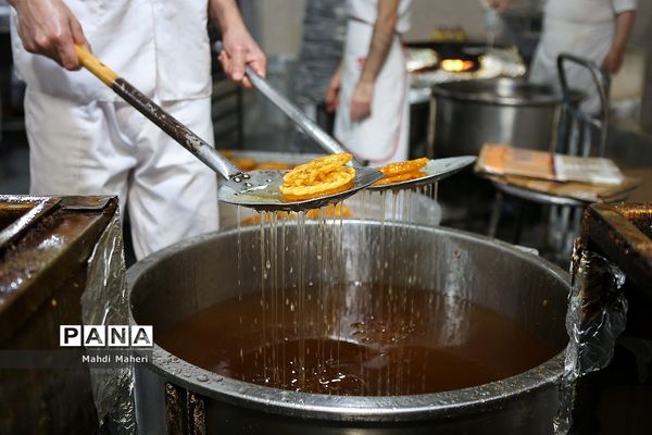 کارگاه تهیه زولبیا و بامیه