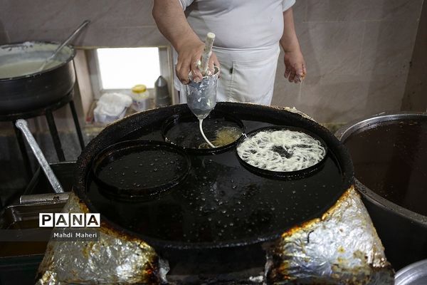 کارگاه تهیه زولبیا و بامیه