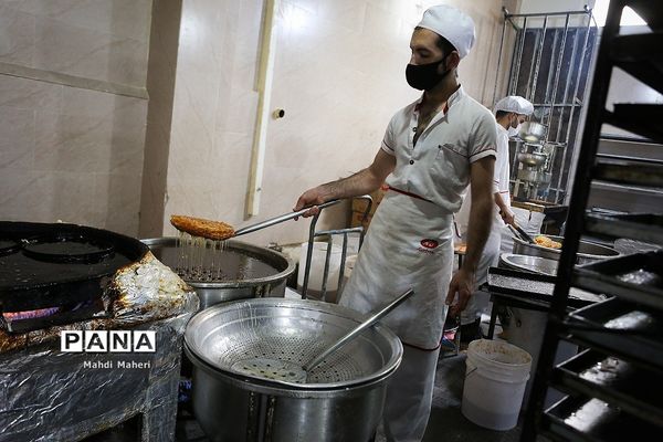 کارگاه تهیه زولبیا و بامیه