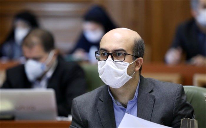 شبهات تزریق واکسن در شهرداری فارغ از هر ملاحظه‌ای پیگیری شود