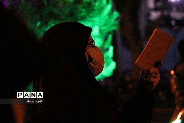 مراسم احیاء شب بیست و یک رمضان در مشهد
