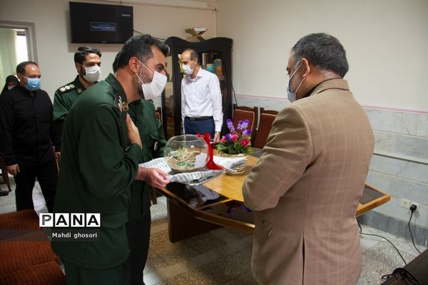 تقدیر سپاه قم از فرهنگیان